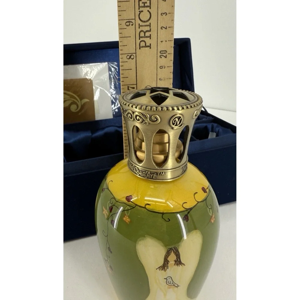 Ne' Qwa Art Fragrance Lamp Collection Cindy Shamp oil Angel Love Peace‎ Faith
